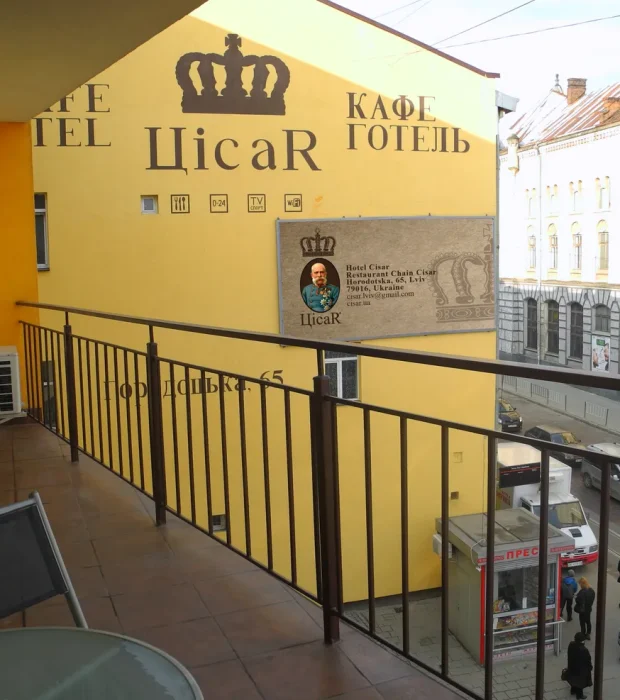 Widok z Hotelu Cisar